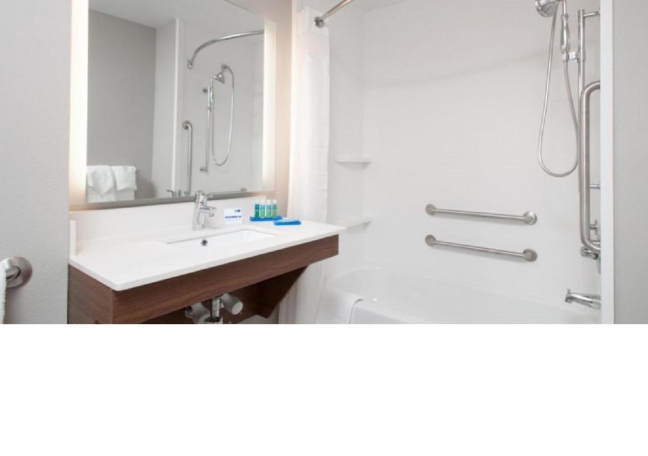 Holiday Inn Express Quantico - Stafford By Ihg Exterior foto